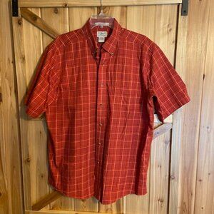 LL Bean Shirt Mens Size L Regular Button Down Short Sleeve Shirt